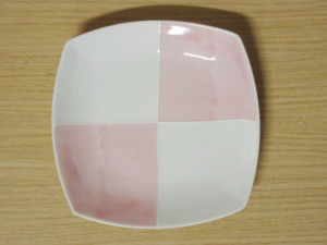 ピンク市松　角6寸皿