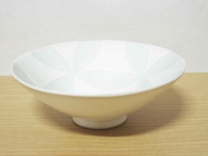 白七宝丸鉢　