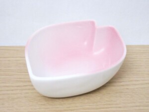 ピンク花びら_小鉢