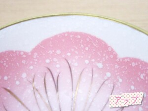 白吹ピンク花_高台中付アップ
